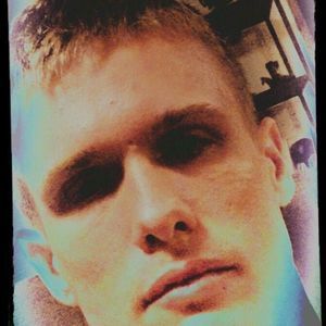 Meet your Posher, Dustin